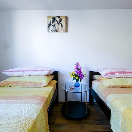 Apartments Mani Trogir Dış mekan fotoğraf