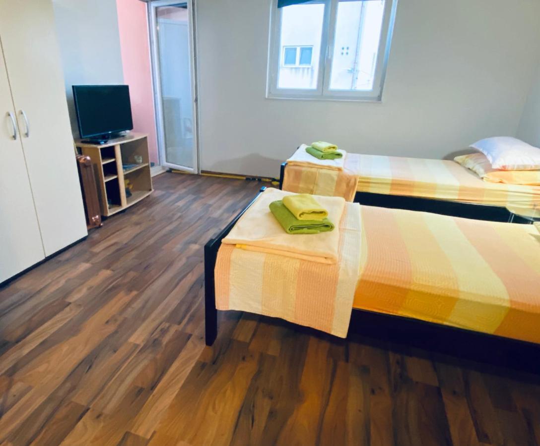 Apartments Mani Trogir Dış mekan fotoğraf
