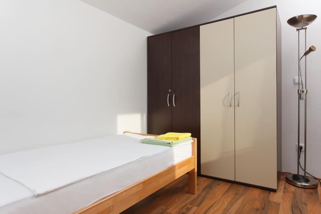 Apartments Mani Trogir Dış mekan fotoğraf
