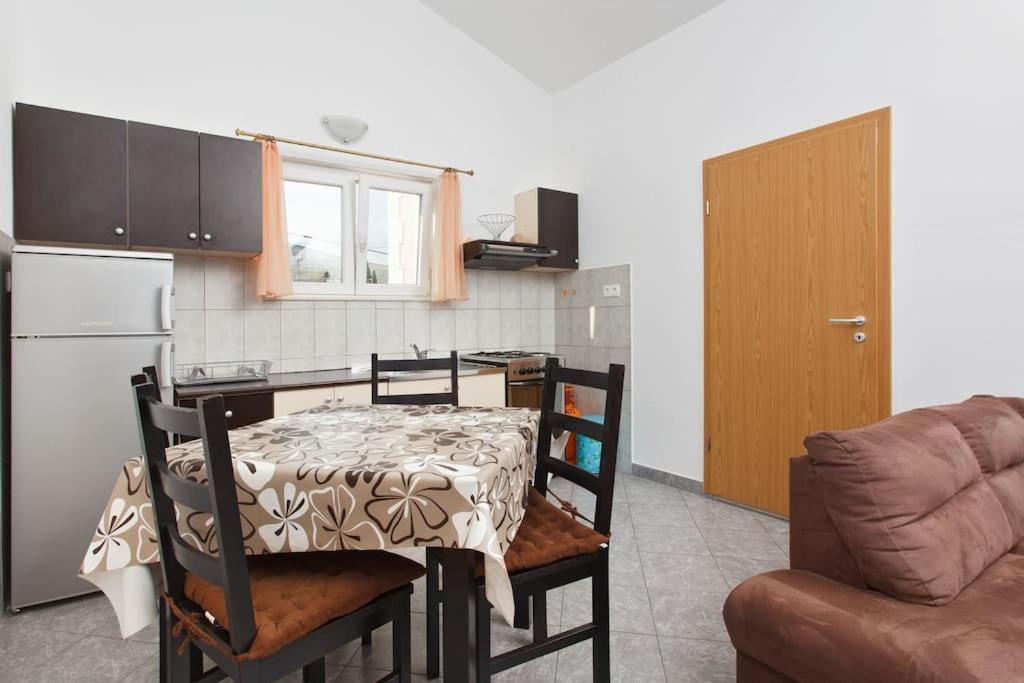Apartments Mani Trogir Dış mekan fotoğraf