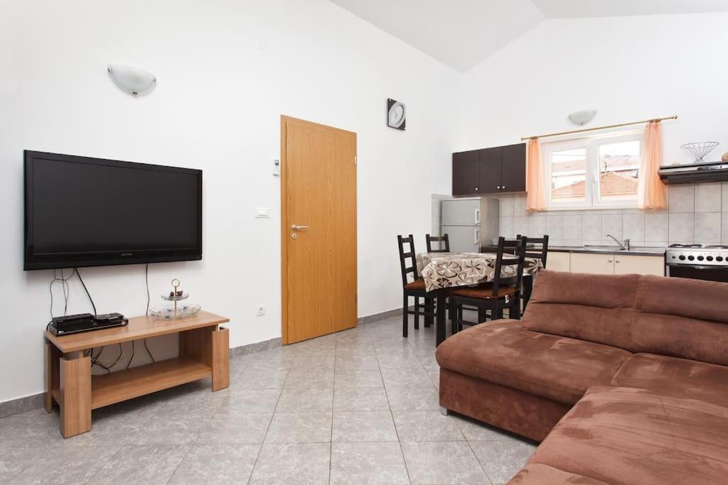 Apartments Mani Trogir Dış mekan fotoğraf