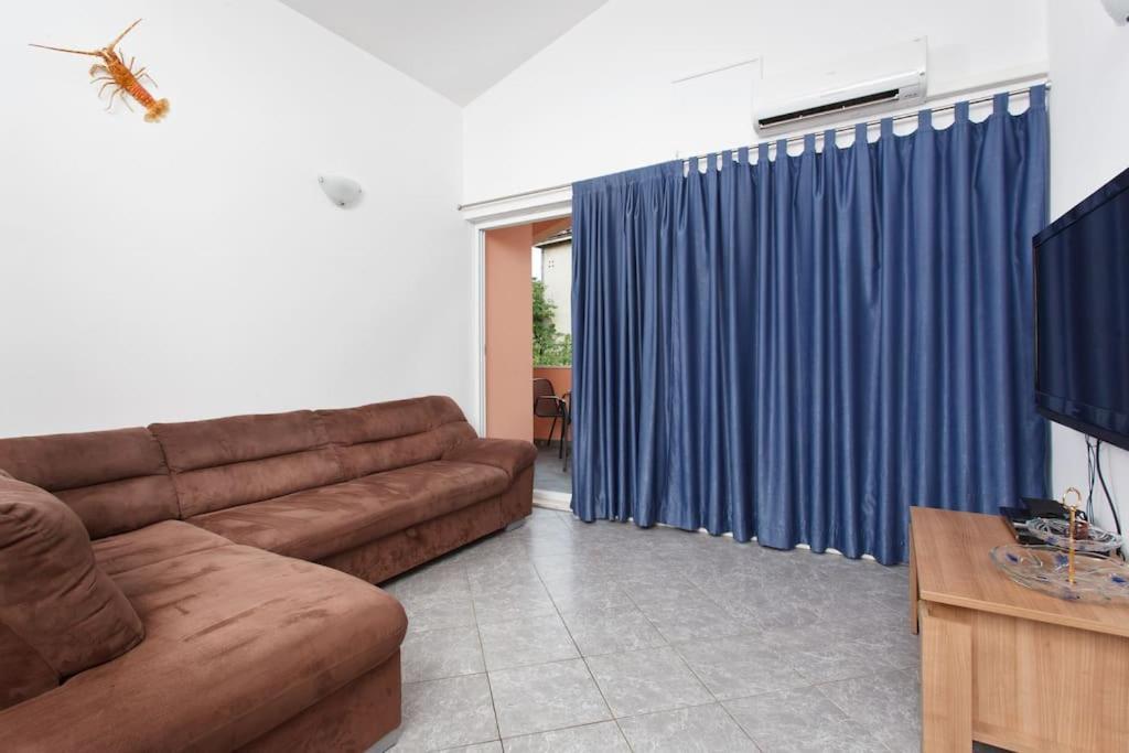 Apartments Mani Trogir Dış mekan fotoğraf