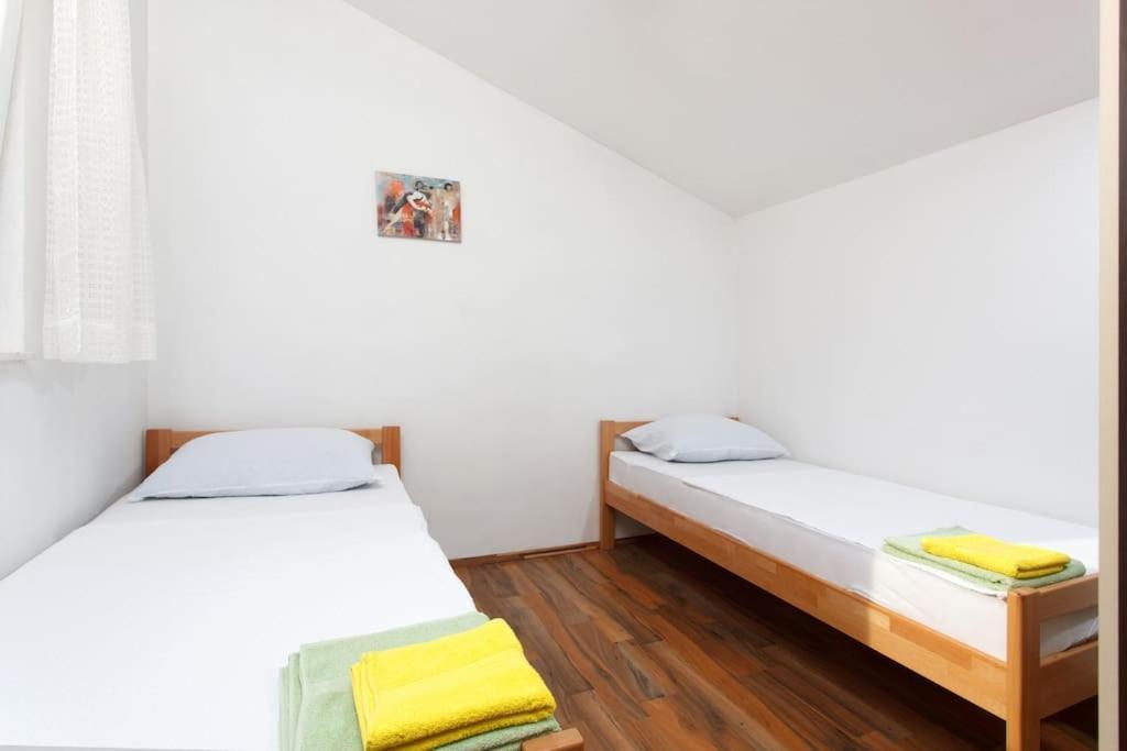Apartments Mani Trogir Dış mekan fotoğraf