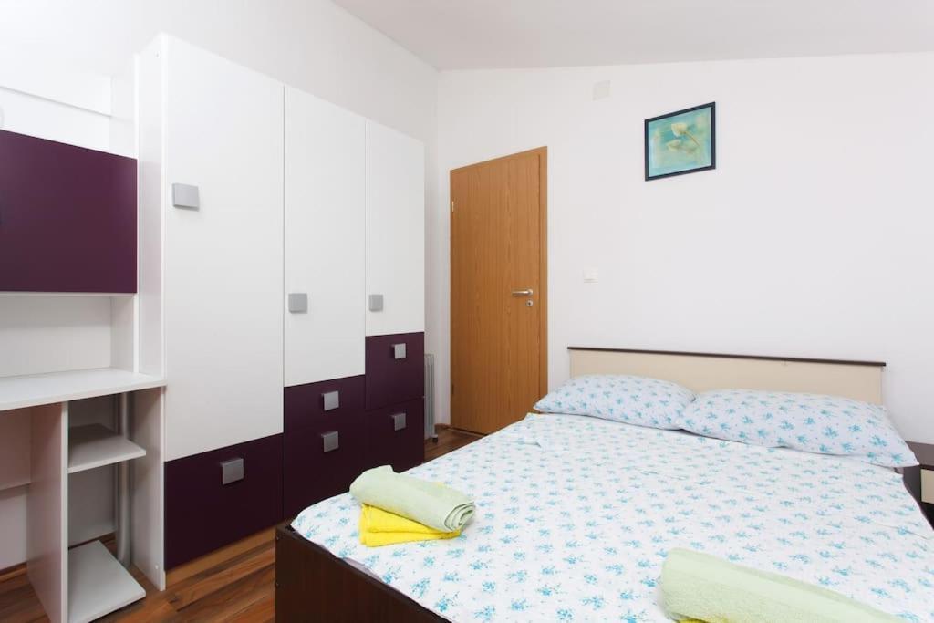 Apartments Mani Trogir Dış mekan fotoğraf