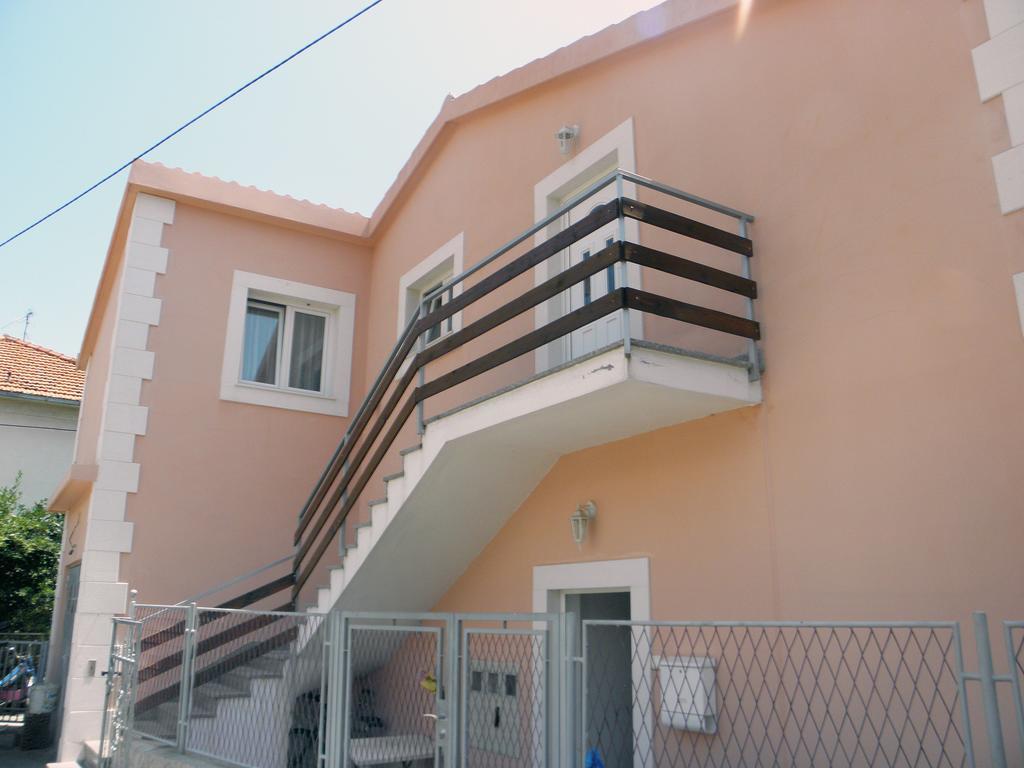 Apartments Mani Trogir Oda fotoğraf